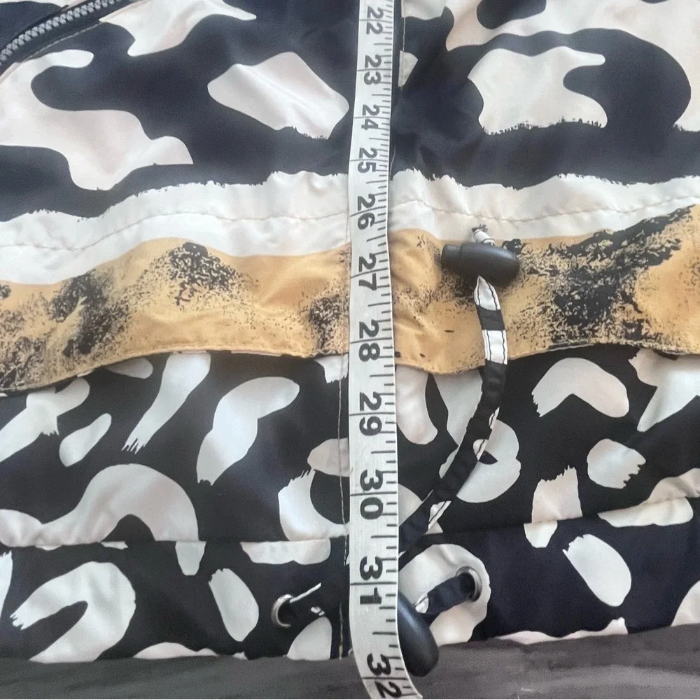 Vtg Obermeyer Gaper Day Women's Ski Jacket Abstract Animal Print Size 16
